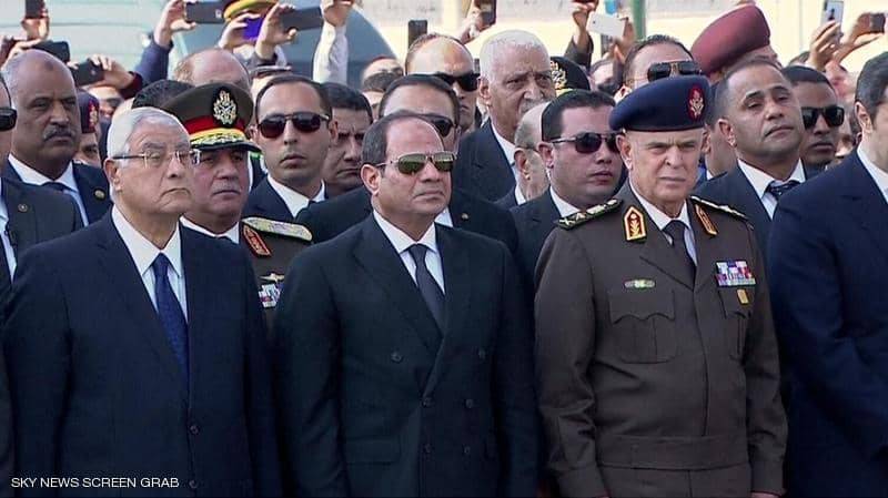 تشييع مبارك في جنازة عسكرية بمشاركة السيسي