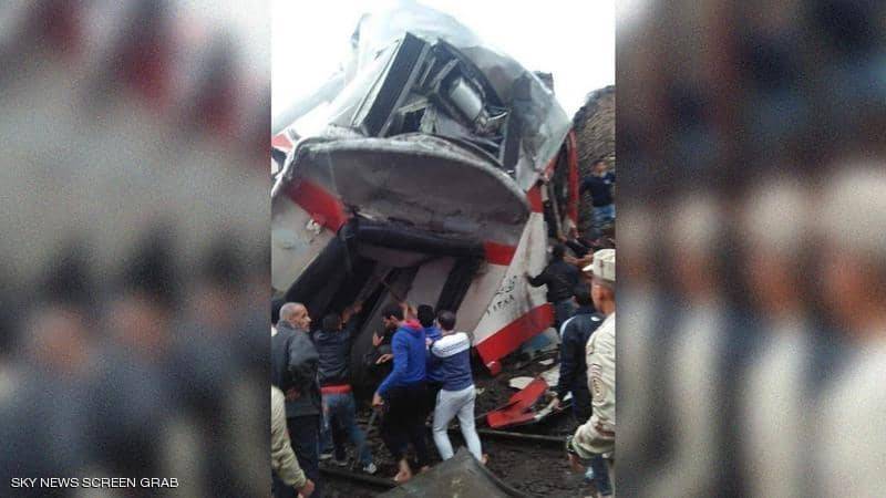 جرحى بتصادم قطارين في القاهرة