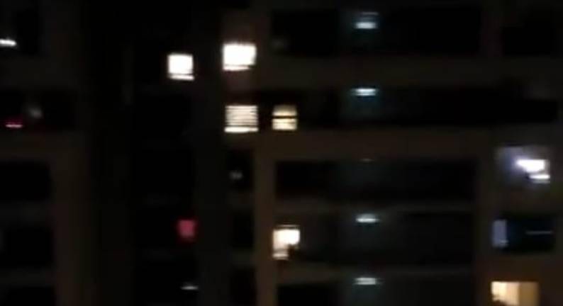 بالفيديو: في الأشرفية .. يتحدّون الكورونا بالطناجر