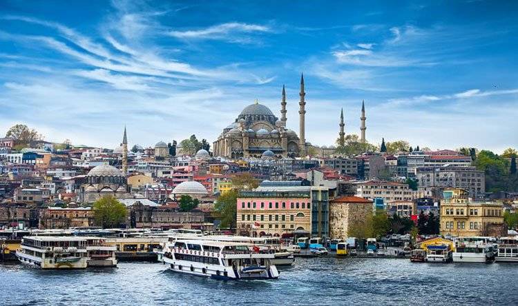 تركيا توقف رحلات الطيران مع 20 دولة