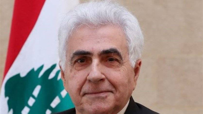 حتي: سنخصص طائرات لتعيد اللبنانيين إلى وطنهم بعد التأكد من عدم اصابتهم بـ