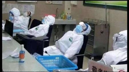 ‏"كورونا".. "جيش أبيض" منهك يقارع الوباء