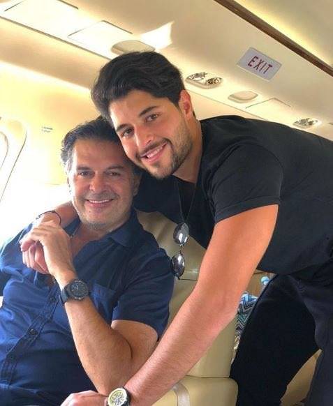 بعد نجاة إبنه من حادث مروّع.. راغب علامة 