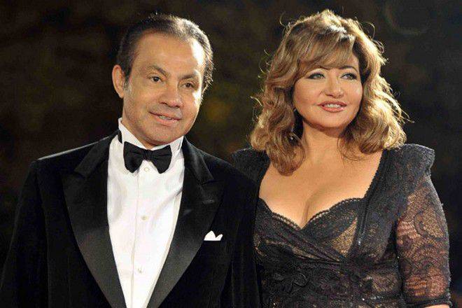 ليلى علوي تنعي زوجها السابق بعد وفاته بالكورونا