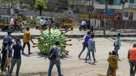 "سيارة كورونا" تجوب شوارع الهند!