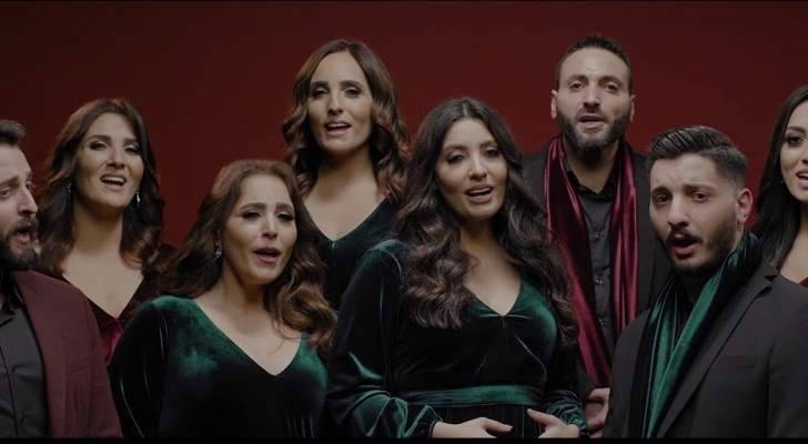 بالفيديو .. عائلة نعمة تغني 