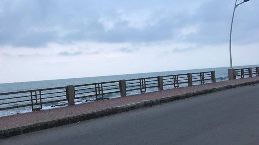 بلدية عمشيت تسمح بالتجول على الكورنيش