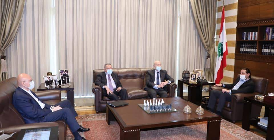 رؤساء الحكومات السابقون: الحكومة تحولّت إلى أداة لتصفية الحسابات ومنصَّة لرمي الاتهامات