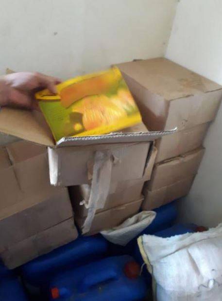 بالصور: ضبط مواد غذائية فاسدة في 