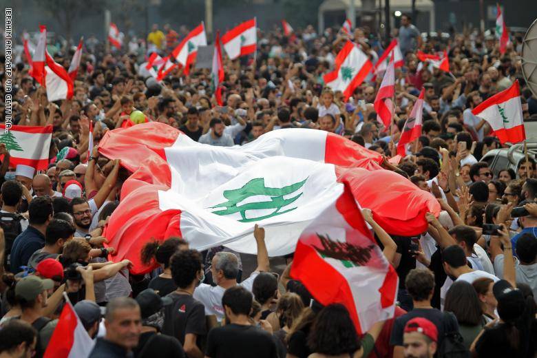 ثلاثة أوهام تُكبِّل إنتفاضة اللبنانيين