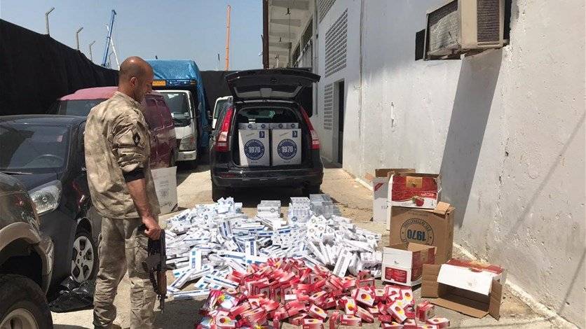 توقيف سيارة محمّلة بكمية كبيرة من التنباك المهرب