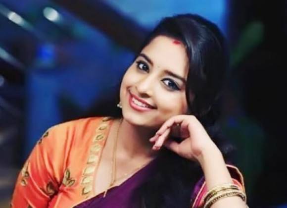 إنتحار ممثلة هندية شهيرة والشرطة تلقي القبض على حبيبها