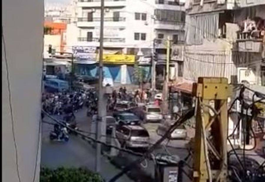 عودة الهدوء إلى تقاطع عين الرمّانة- الشياح	 بعد توتر وإشكال