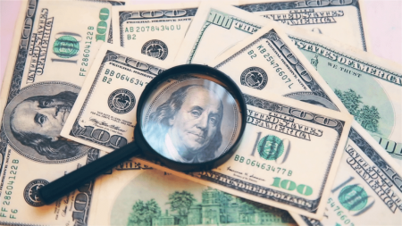 كم سجّل سعر الدولار اليوم؟