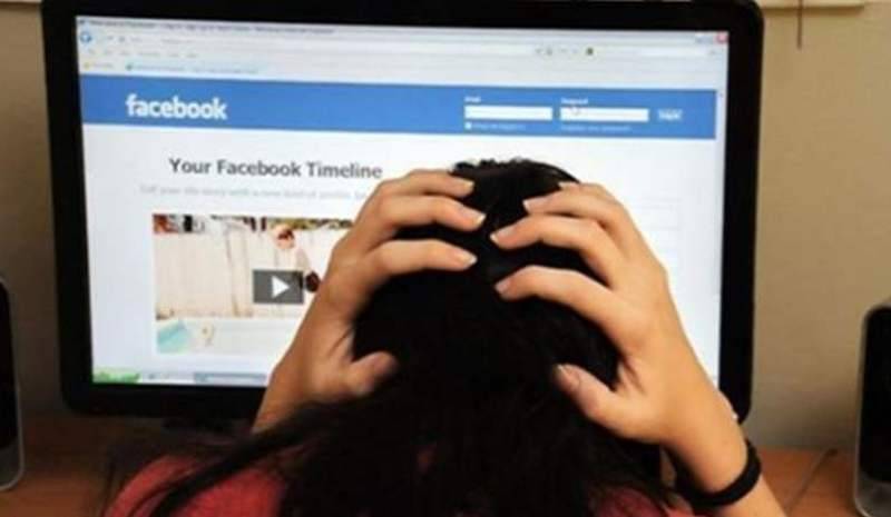 بعد سنوات .. هدّدها بنشر صور وفيديوهات