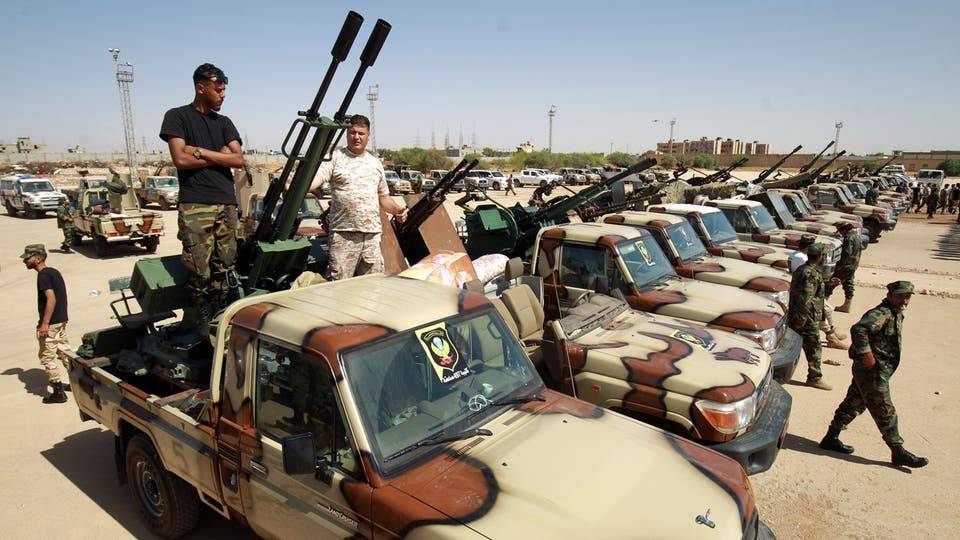 الجيش الليبي يسيطر على سرت براً وجواً