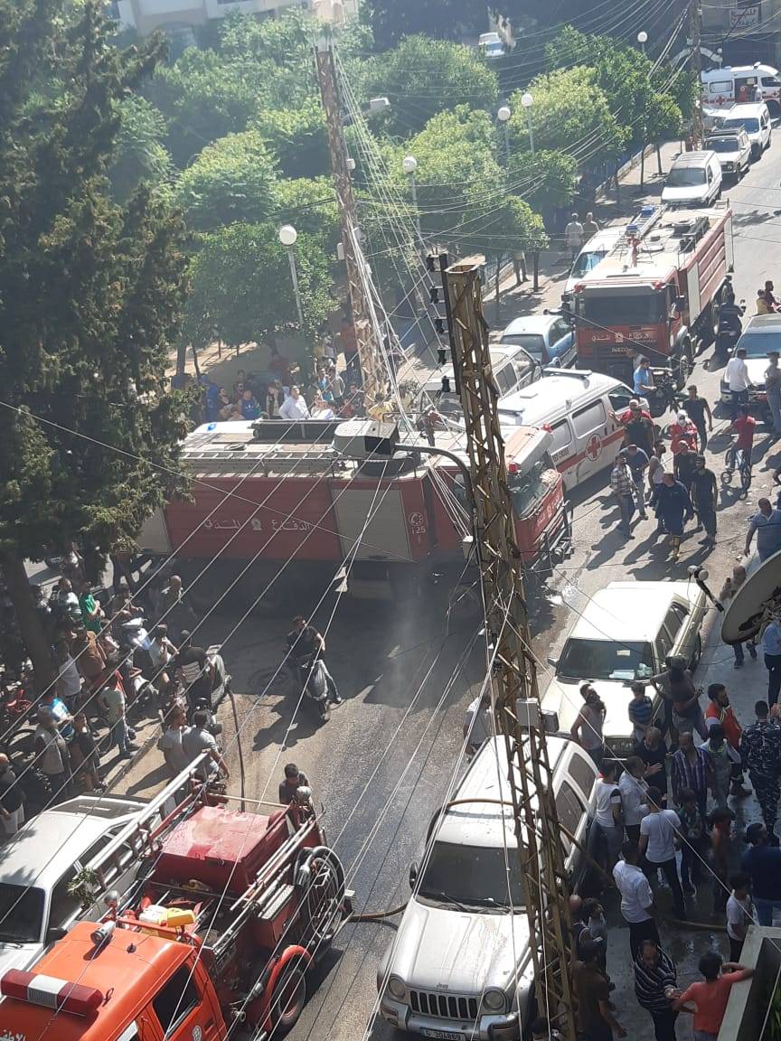 حريق في منزل بأبي سمرا.. وإصابة اكثر من 16 شخصا بحالات اختناق ‏