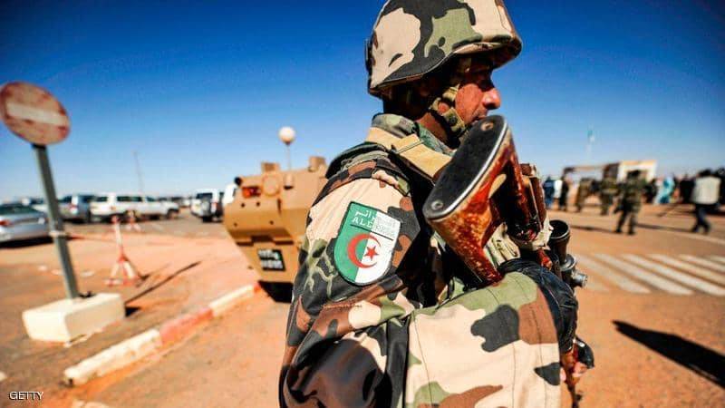 الجزائر.. كشف وتدمير 12 مخبأ للجماعات الإرهابية