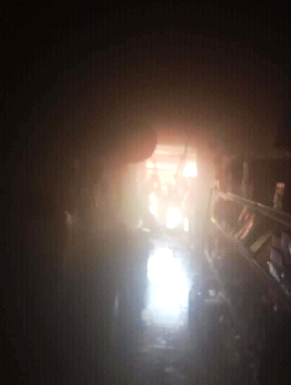 حريق في محل للادوات المنزلية في القنبر