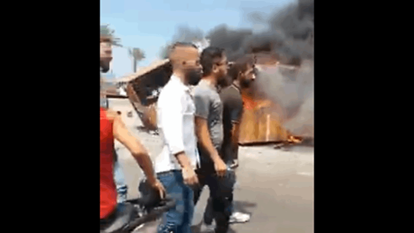 بالفيديو: طفل يدفع حياته خطأ.. وهذا ما حلّ بالقاتل!