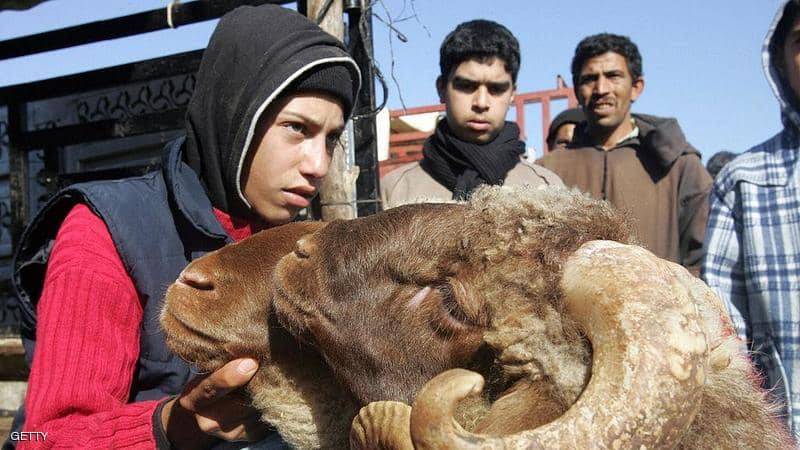 الحكومة المغربية تنصح مواطنيها بتفادي السفر: 