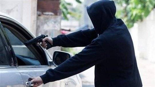 مجهولون سلبوا مندوب مبيعات بقوة السلاح