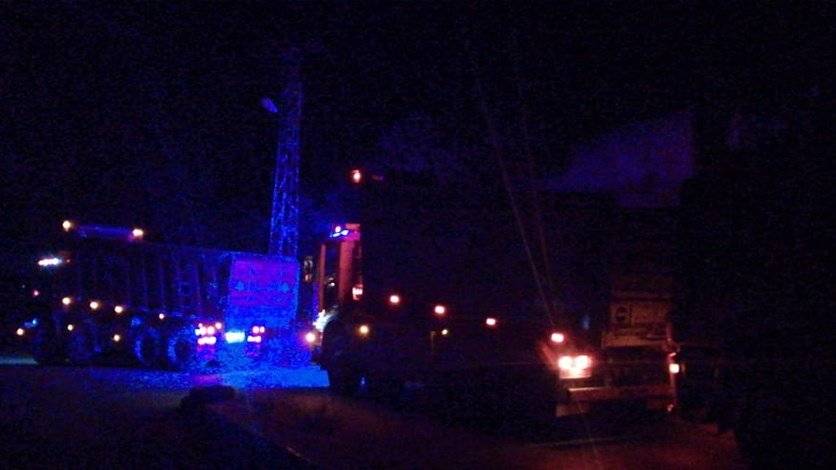 أصحاب الشاحنات يقفلون طريقا يربط جزين والنبطية بالبقاع الغربي