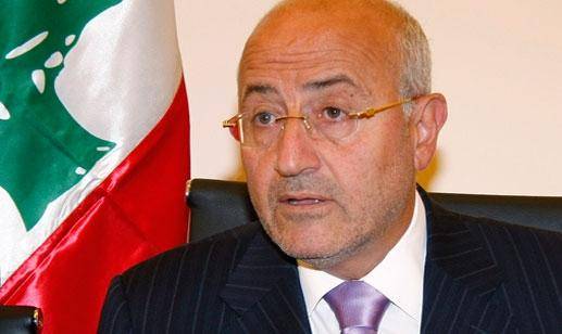 أول الوزراء المستمع اليهم بملف المرفأ غازي العريضي