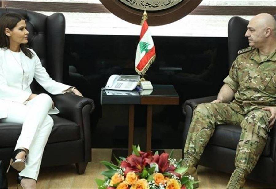 ستريدا جعجع تزور قائد الجيش