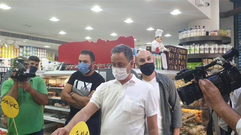 نعمة يجول على محال تجارية:غير مقبول!