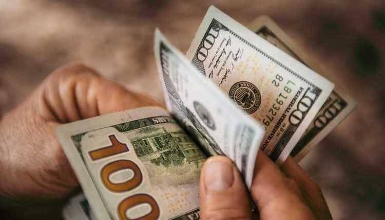 سعر صرف الدولار.. كم بلغ؟