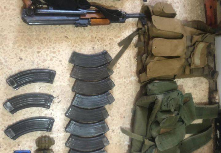 مداهمات في البقاع..توقيف شخص ومصادرة أسلحة وذخائر