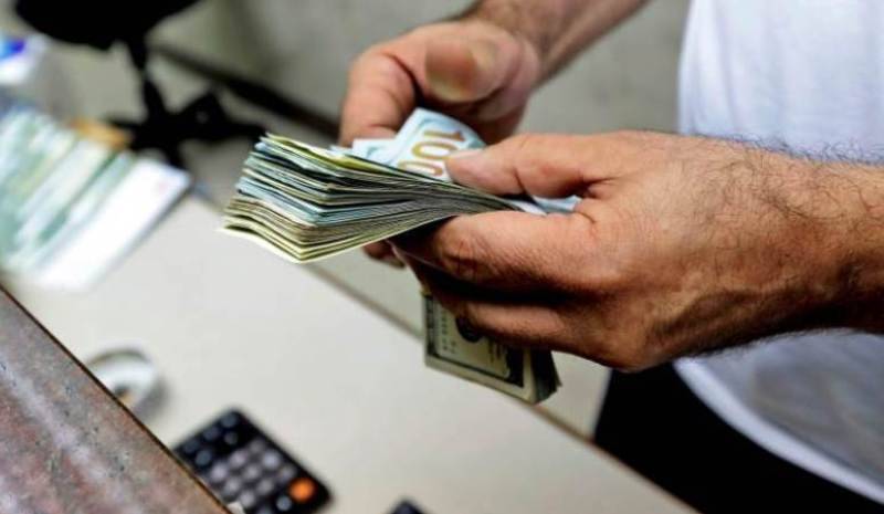 دولار الصرافين.. لا جديد