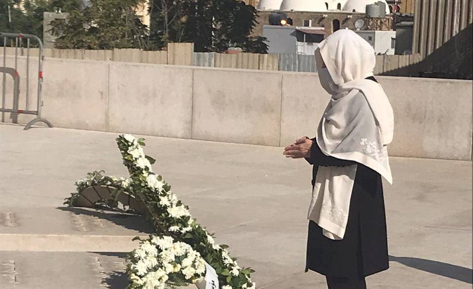 الحريري تزور ضريح الشهيد وسام الحسن: سيبقى طيفه حاضراً بإنجازات حمت لبنان