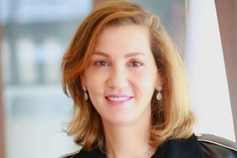مكتب جمالي: توفق بين مسؤولياتها الوطنية وعملها الأكاديمي