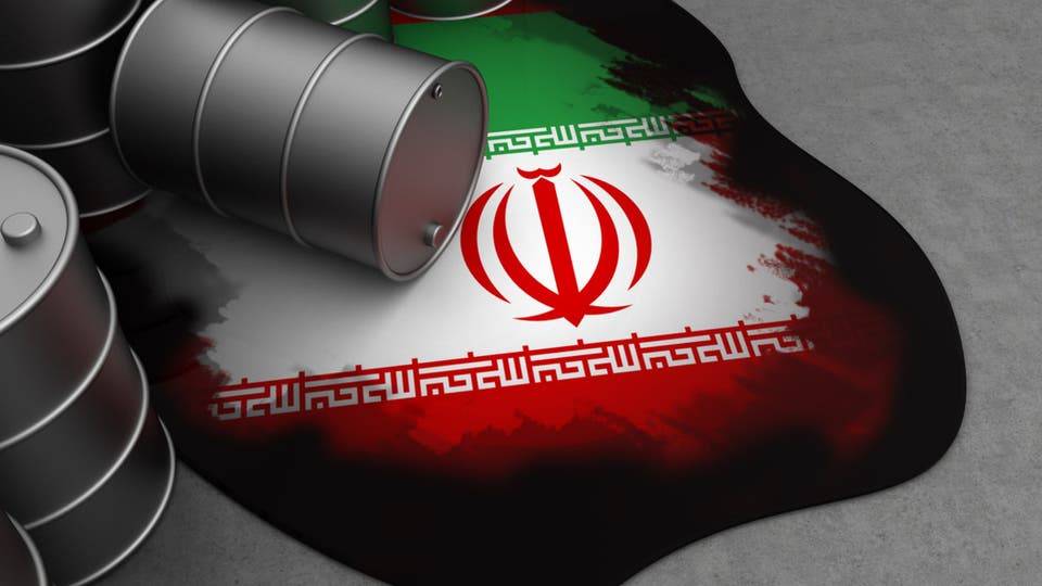 شحّ الأموال.. إيران تلجأ لمقايضة النفط بالسلع