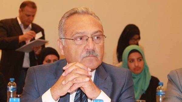 لا بلادهم... ولا شعبهم