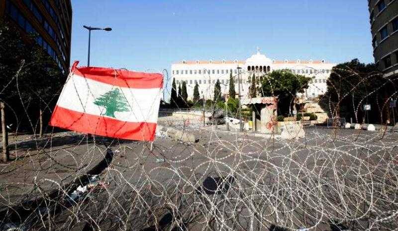 العقوبات على باسيل ضربة ثلاثية.. فهل تهدد الحكومة؟