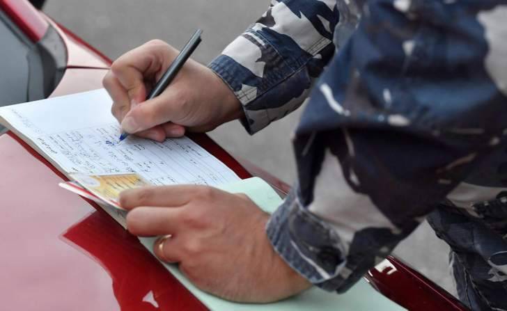 محاضر ضبط مخالفات قرار التعبئة... كم بلغت؟