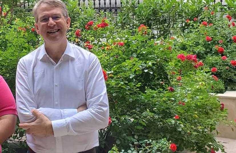الموفد الفرنسي يواصل لقاءاته في بيروت