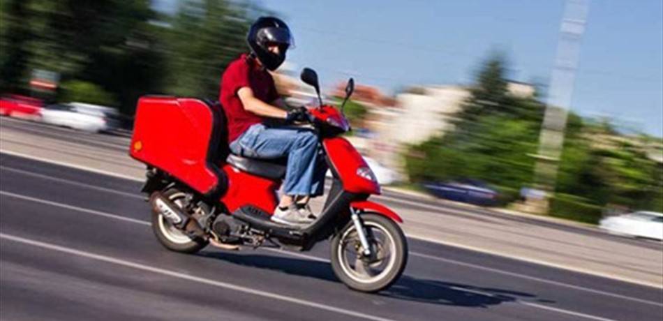 بعد استدراجه عبر الهاتف..سلب موظف 