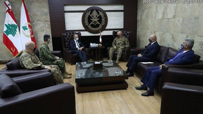 التعاون بين قائد الجيش وسفير اليابان