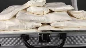 ضبط 31 كلغ كوكايين في المطار