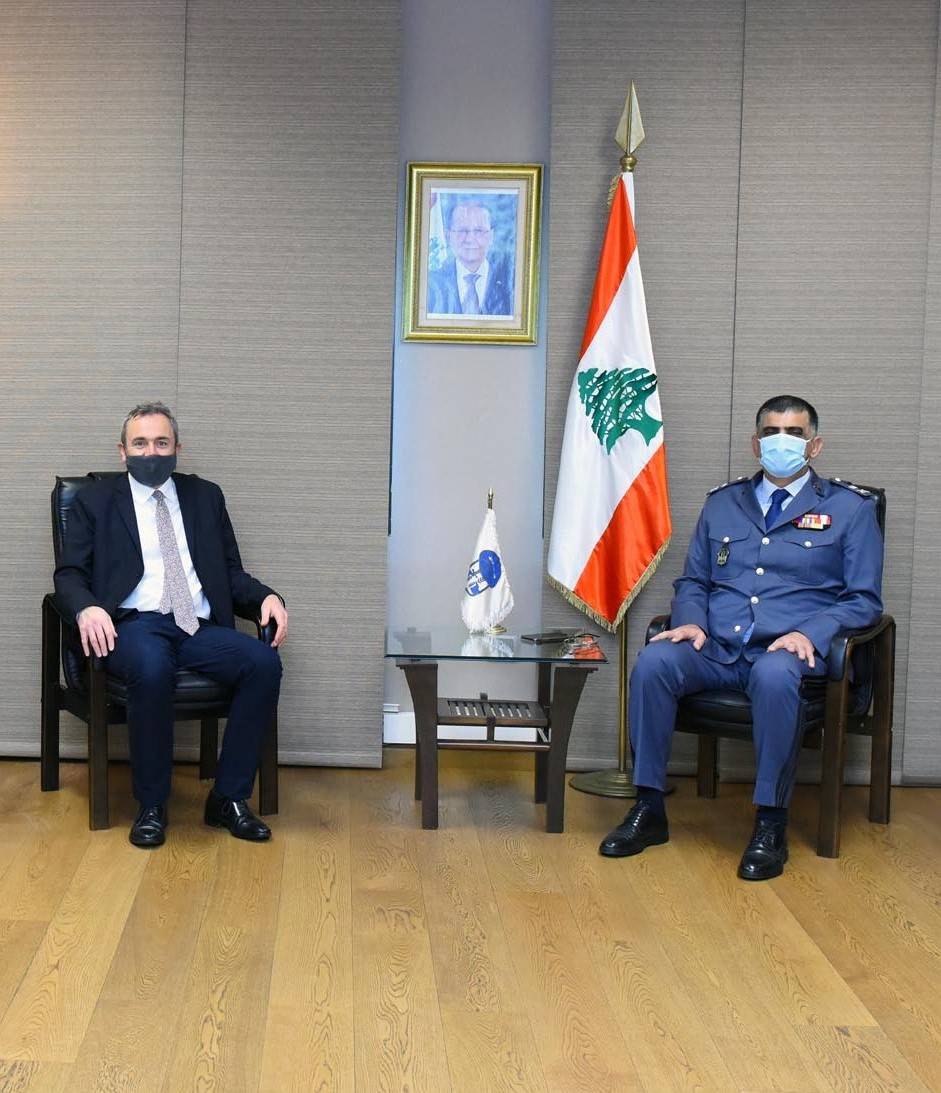 عثمان يستقبل رامبلينغ في زيارة وداعية