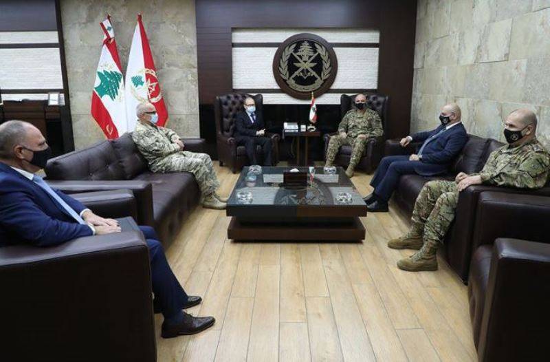 قائد الجيش التقى سفير النمسا