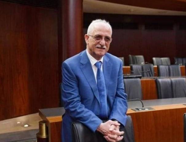 القرعاوي يهنئ بالميلاد: للحفاظ على دستورنا المتمثل بإتفاق الطائف