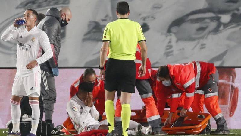 ضربة لريال مدريد.. المهاجم الشاب سيغيب 