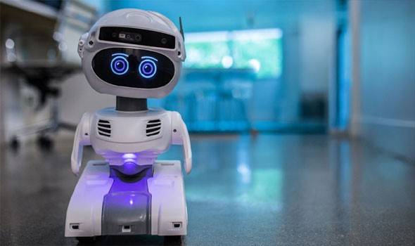 روبوت يجري فحص كورونا.. والنتيجة في 80 دقيقة