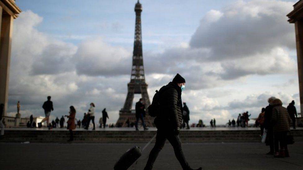 فرنسا.. 445 وفاة و4240 إصابة جديدة بكورونا