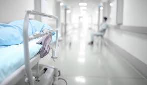 لهذا السبب.. إحالة مستشفيين إلى 